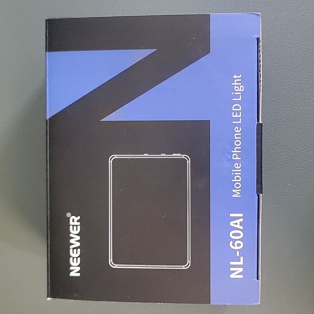 Neewer mobile phone LED light